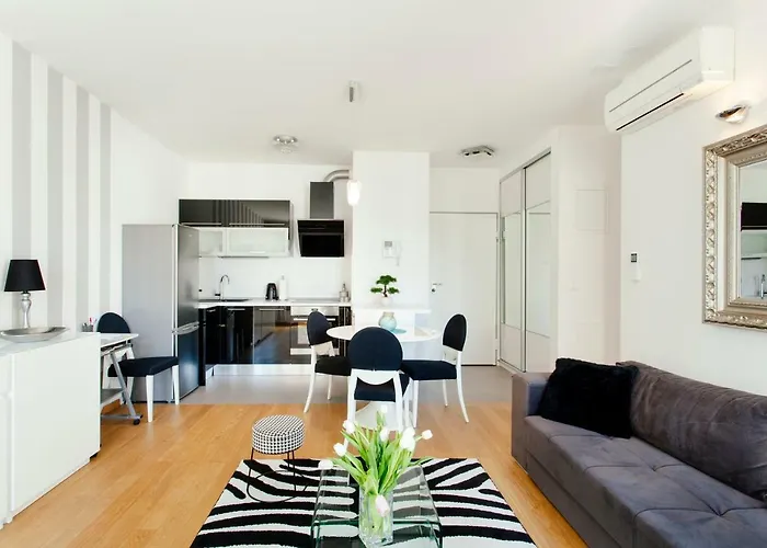 New Luxury Nives On Seaside 아파트