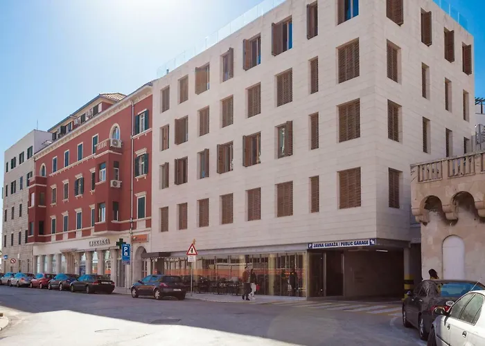 아파트 New Luxury Nives On Seaside 스플리트