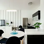 Appartement New Luxury Nives On Seaside *
