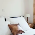 New Luxury Nives On Seaside Appartement