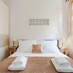 New Luxury Nives On Seaside